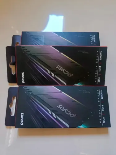 Memoria Ddr4 Pc Yes 32gb 3200mhz pra Pc lacrada na Caixa.