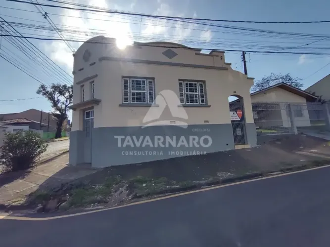 Casa Padrão em Ponta Grossa