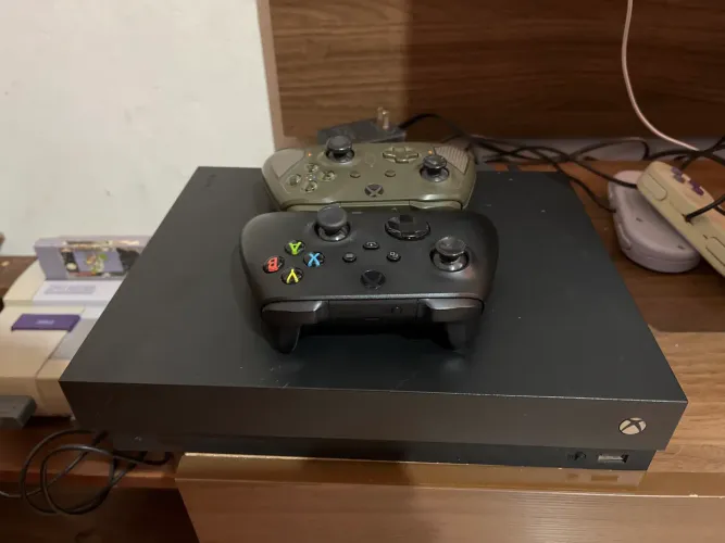 Xbox one x 1TB