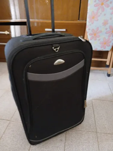 Mala de 23 kg de viagem muito nova