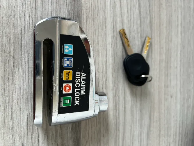 Cadeado Para Moto Alarme Sensor Movimento Bolsa Cabo Prata