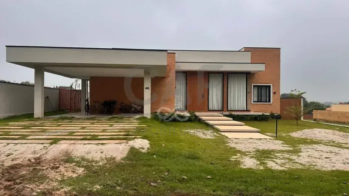 Casa à venda, no Condomínio Plaza Ville - Jaguariúna, SP