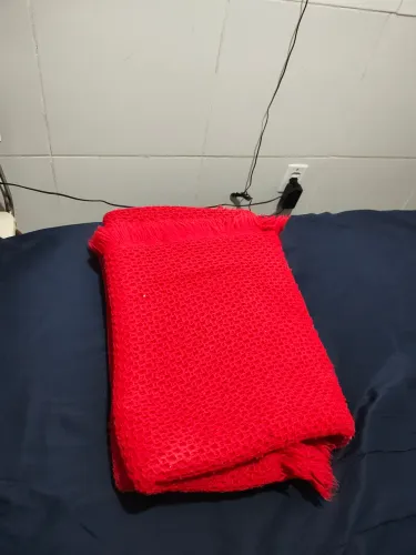 Cobertor grosso de lã vermelho
