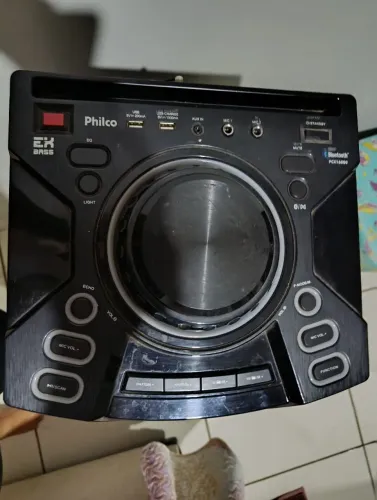 VENDE- SE SOM EXCELENTE ESTADO