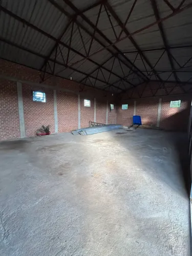 Barracão/Deposito, c/ 170m², Pé direito c/ 5m, Próximo ao Caiuá/Contorno Sul, Dispensa Fia