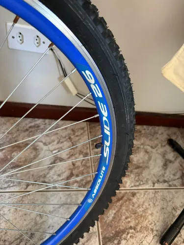 Bicicleta ARO 26 MTB -
