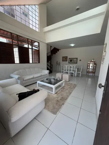 Casa para Alugar 289 m² 5 Quartos 400mts da Praia Bessa/João Pessoa