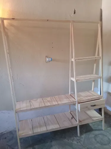 Arara closet com gaveta 100%madeira