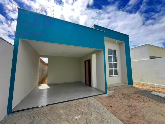 Vende-se Casa Térrea com 03 Quartos no Loteamento Bela Vista - Mossoró