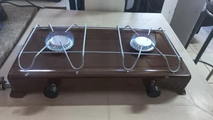 Fogareiro a gás semi novo ?
