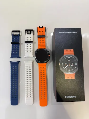Samsung Galaxy Watch Ultra 2025, 47mm LTE Titânio Cinza - Completo com caixa + 3 pulseira