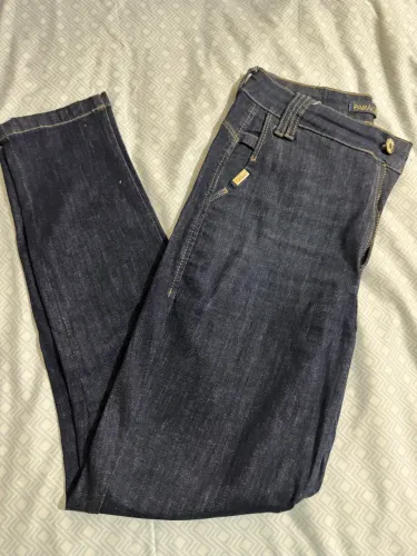 Vendo Short e calças