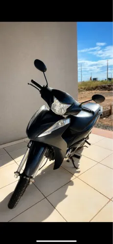 VENDO MOTO BIZ 2019