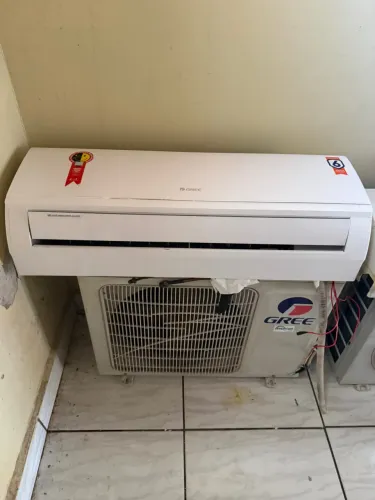 Central de ar gree 12 mil btus semi novo