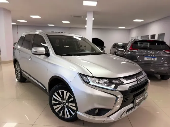 Mitsubishi Outlander HPE 2.0 16V 5P Aut. 2022