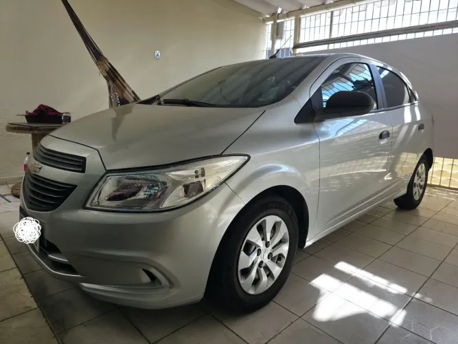 Chevrolet Onix JOY Hatch 1.0 8V Flex Mec. 4P 2019