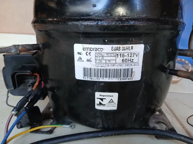 Motor geladeira Embraco 127v 60 hz