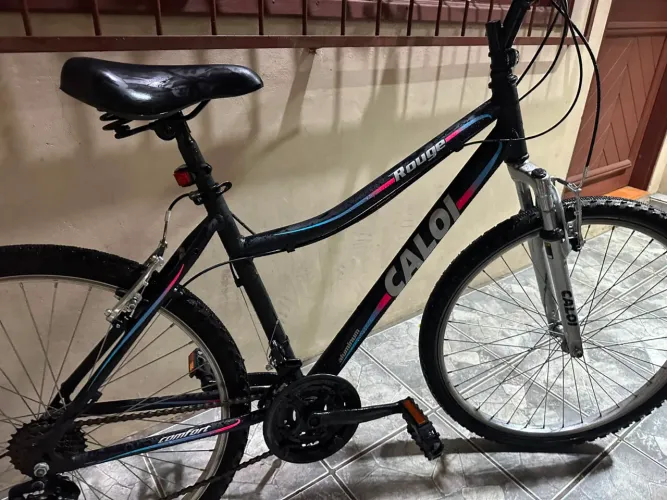 Bicicleta aro 26 Caloi rouge alumínio