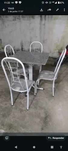 Messa de mármore de 4 cadeiras 