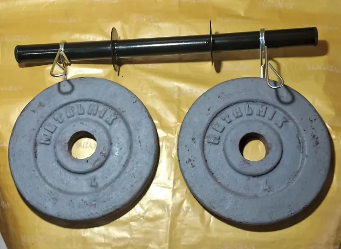 Vende_se 1 halter de 8kg