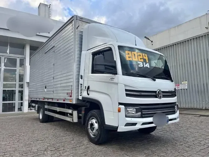 VOLKSWAGEN 11.180 2023/24