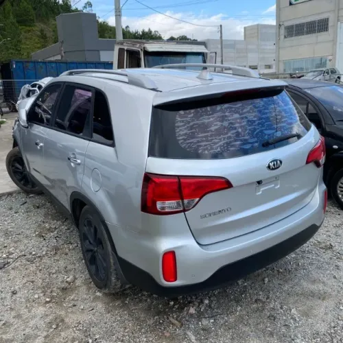 SUCATA Kia Sorento EX2 G25 2.4 16v Gasolina 174cv 2015