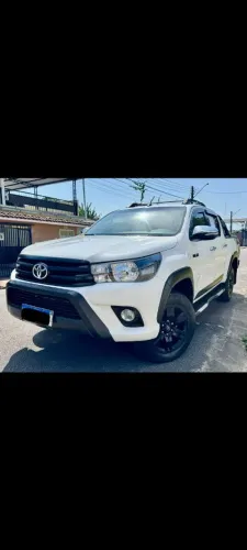 Toyota Hilux CD SRX Limited 4X4 2.8 TDI Die.aut 2022