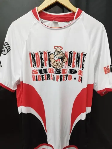 2 camisas subsede torcida independente