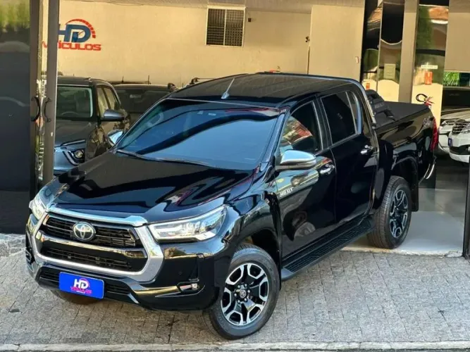 Toyota Hilux CD SRX 4X4 2.8 TDI 16V Diesel Aut. 2021