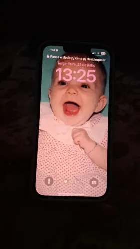 Vendo iphone 16e. 128g Branco com nota fiscal. Única dona