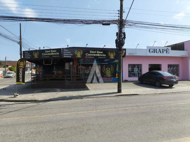 Casa comercial com 250m² à venda no bairro Jardim Iririú em Joinville-SC por R$1.150.000,0