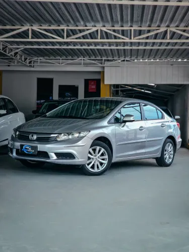 Honda Civic Sedan LXS 1.8/1.8 Flex 16V Mec. 4P 2014