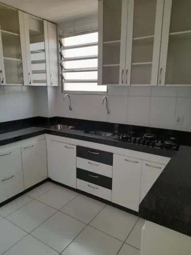 Excelente apto 03 quartos Bairro Silveira