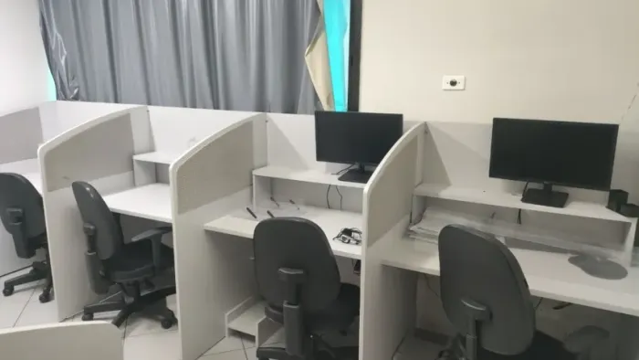 BAIAS PARA CALL CENTER ,SEMI NOVAS