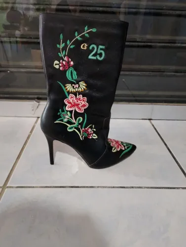 Bota cano longo 