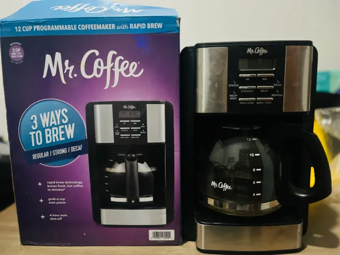 CAFETEIRA PROGRAMÁVEL MR. COFFEE + 800 FILTROS