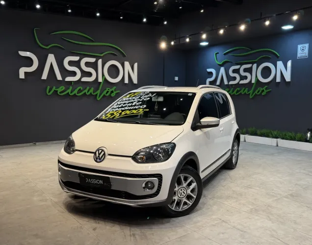 Volkswagen Up! Cross 1.0 TSI Total Flex 12V 5P 2017