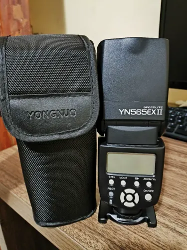 Flash Yongnuo Speedlite YN565EXII
