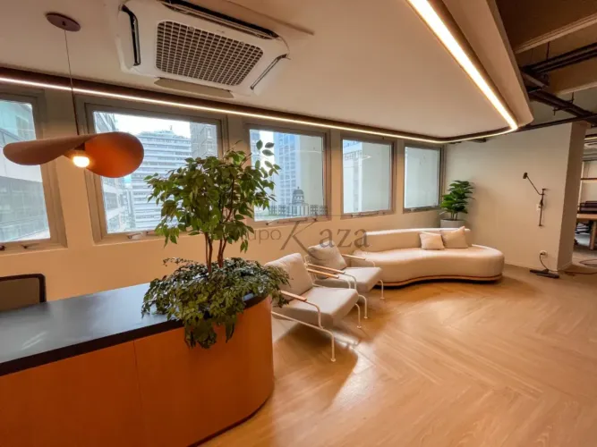 Conjunto Comercial Mobiliado ? 525 m² | Consolação