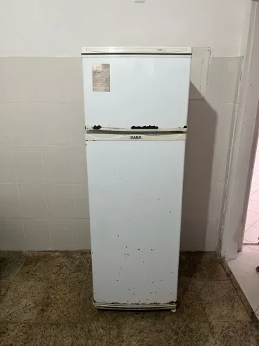 Geladeira Dako