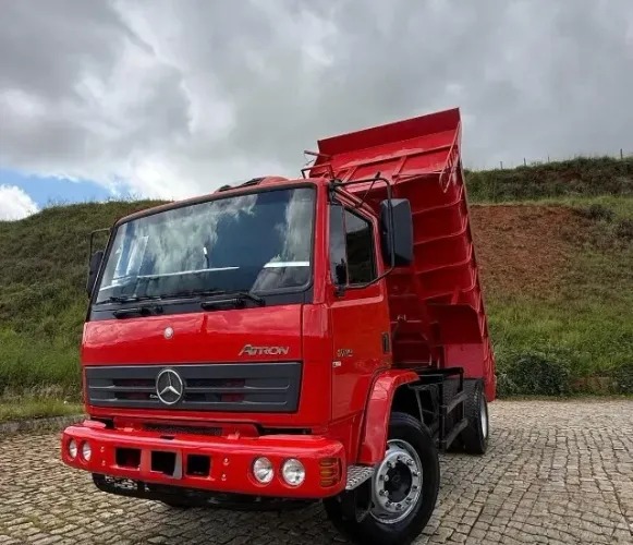 Atron 1719 4x2 2015 caçamba basculante