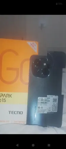 Celular zero na caixa pra vender 700 .