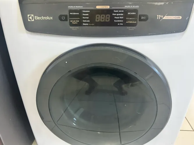 SECADORA NOVA 220V