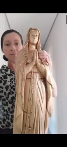 Imagem Nossa Senhora de Lourdes 80cm em gesso dourada
