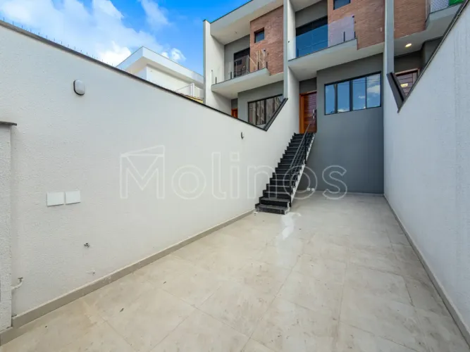 Casa à venda no bairro Vila Carrão - São Paulo/SP