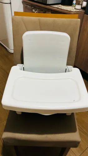 Cadeira de refeição infantil portátil