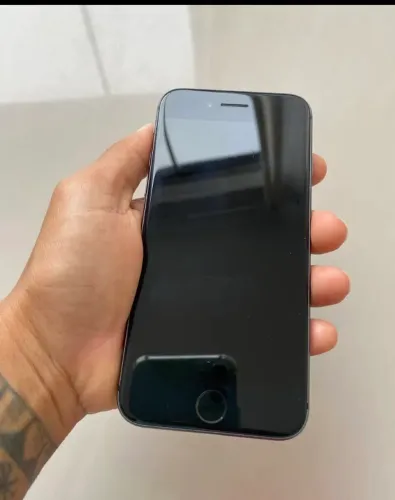 Vendo iPhone 8 ou troco por outro celular(FUNCIONANDO TUDO)