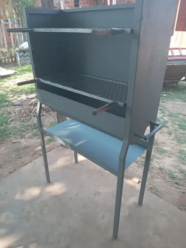 Churrasqueira para espetinho 