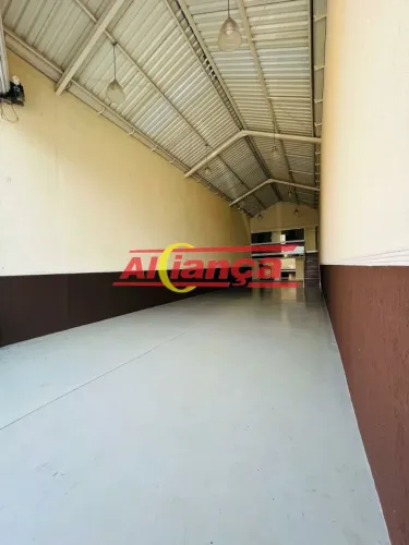 GALPÃO COMERCIAL 180m² - PARA LOCAÇÃO NO JARDIM CUMBICA GUATULHOS - SP R$ 8.950,00