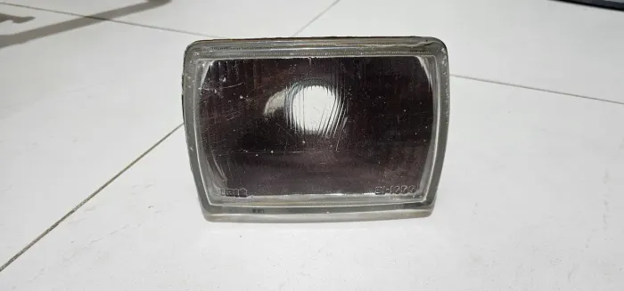 Farol original Cibié da Honda CG Today e Titan até o ano de 1999